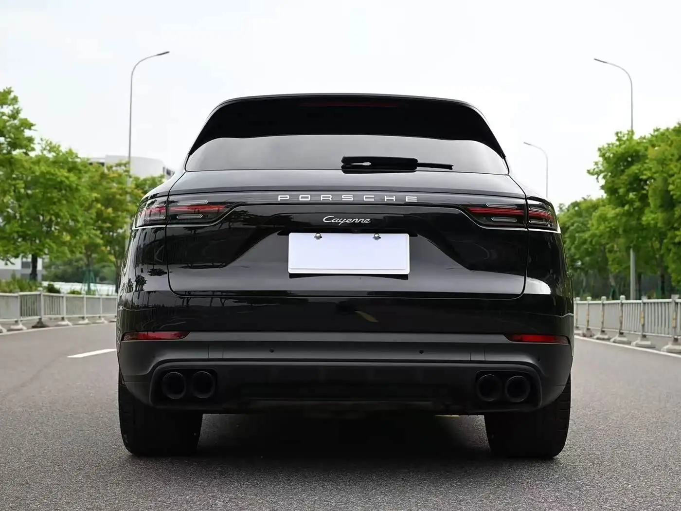 Porsche Cayenne 2018 — Фото 18/18
