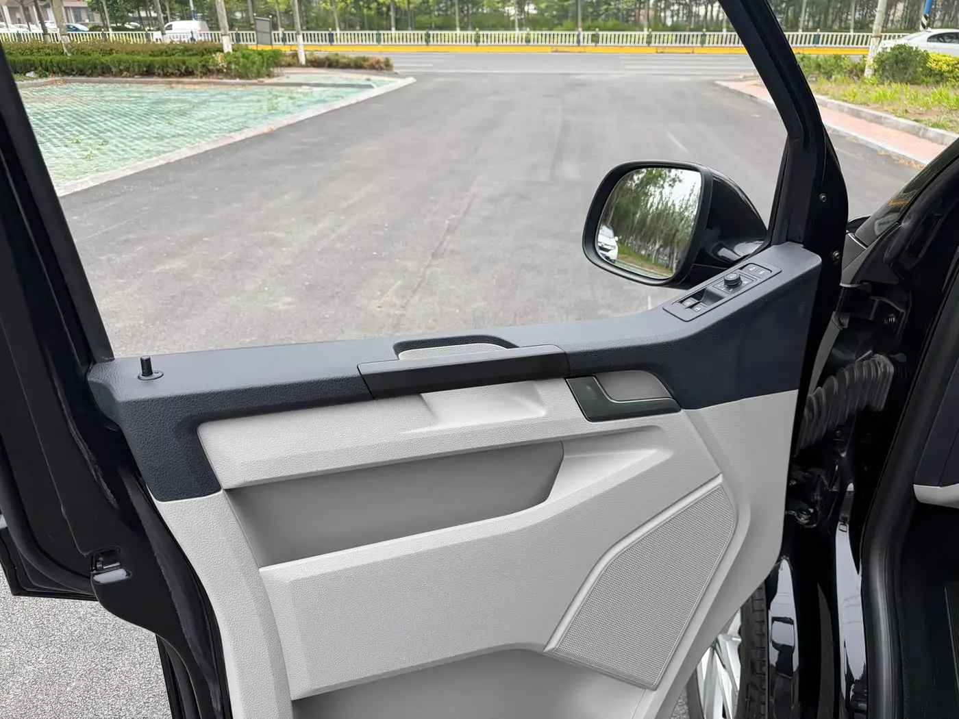 Volkswagen Caravelle 2019 — Şəkil 10/20