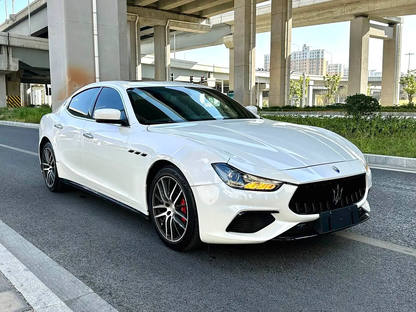Maserati Ghibli 2016 — Photo 5/17