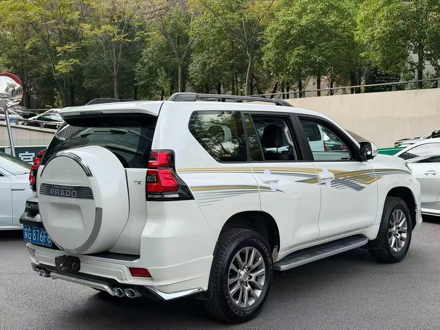 Toyota Prado 2018 — Photo 7/9