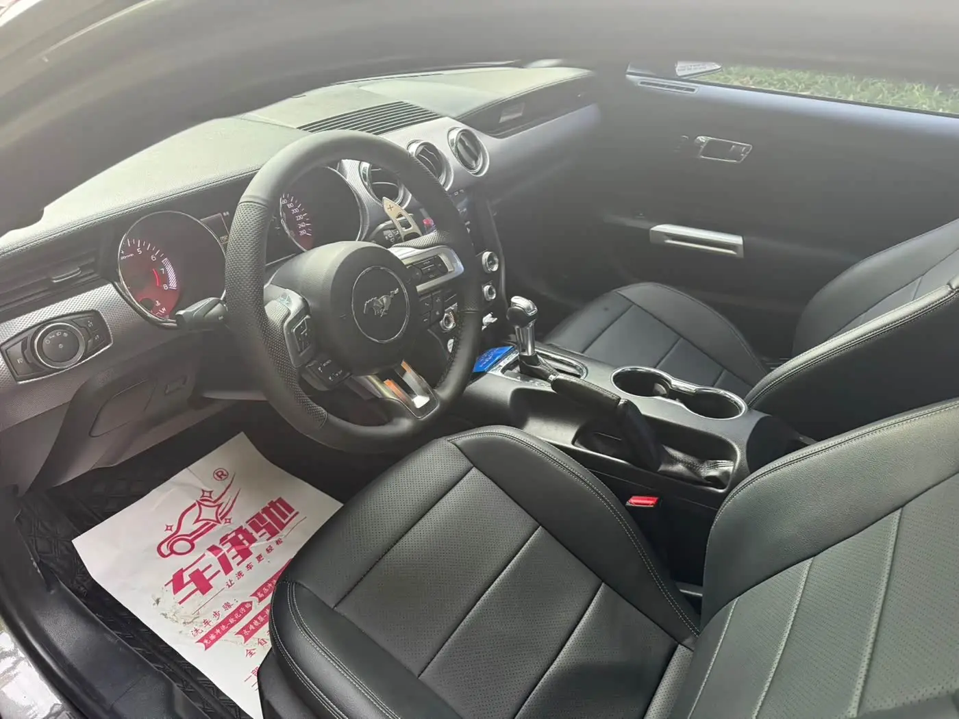 Ford Mustang 2016 — Фото 10/10