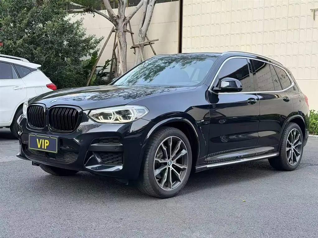 BMW X3 2021 — Photo 2/18