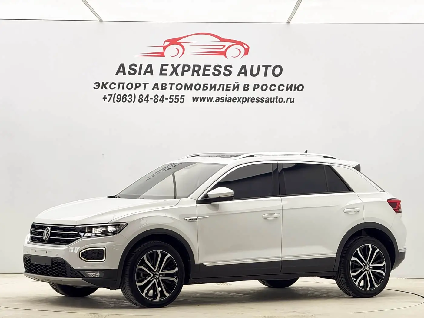 Volkswagen T-ROC 2022 — Photo 1/20