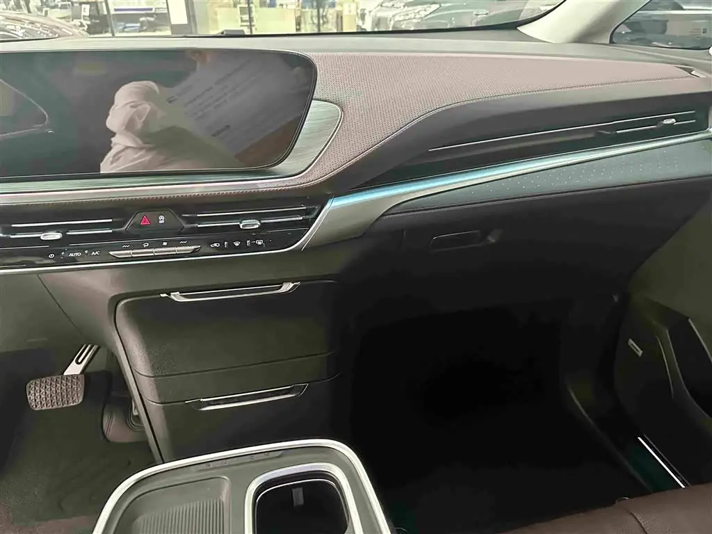 Buick Century 2024 — Photo 9/19