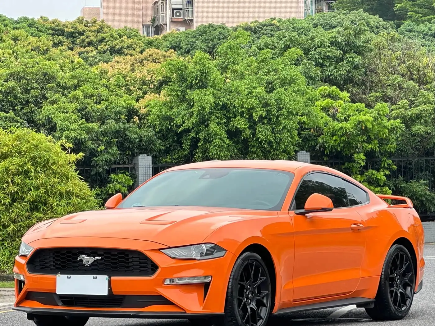 Ford Mustang 2021 — Photo 2/18