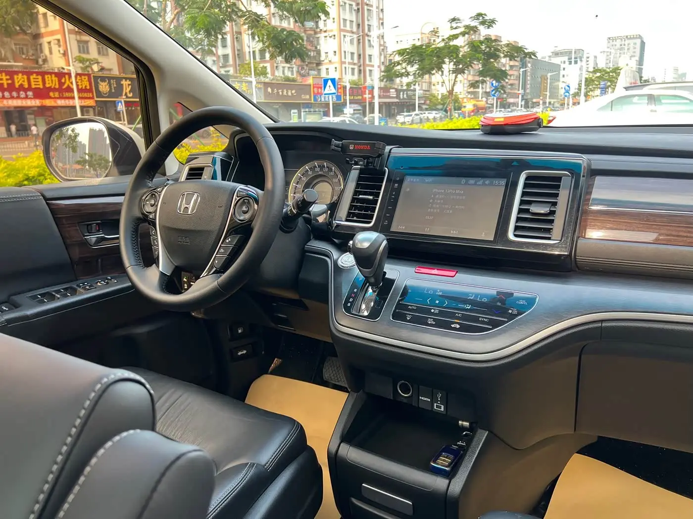 Honda Elysion 2018 — Фото 17/19