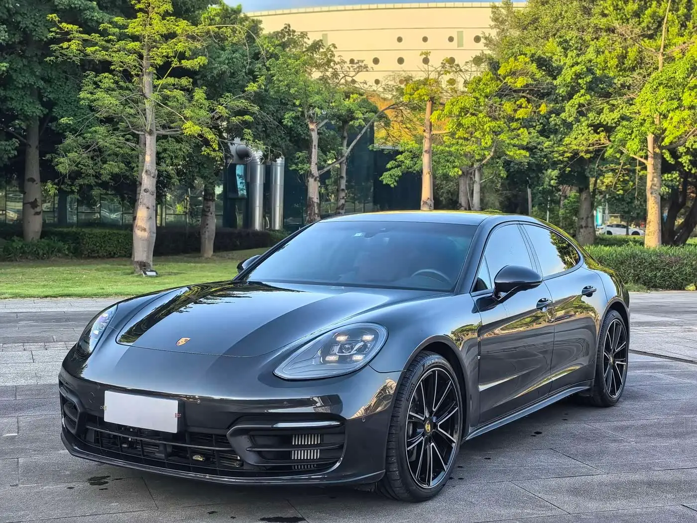 Porsche Panamera, 2023