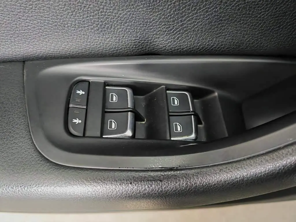 Audi A6L 2017 — Photo 9/20
