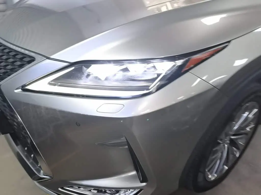 Lexus RX 2021 — Photo 16/20
