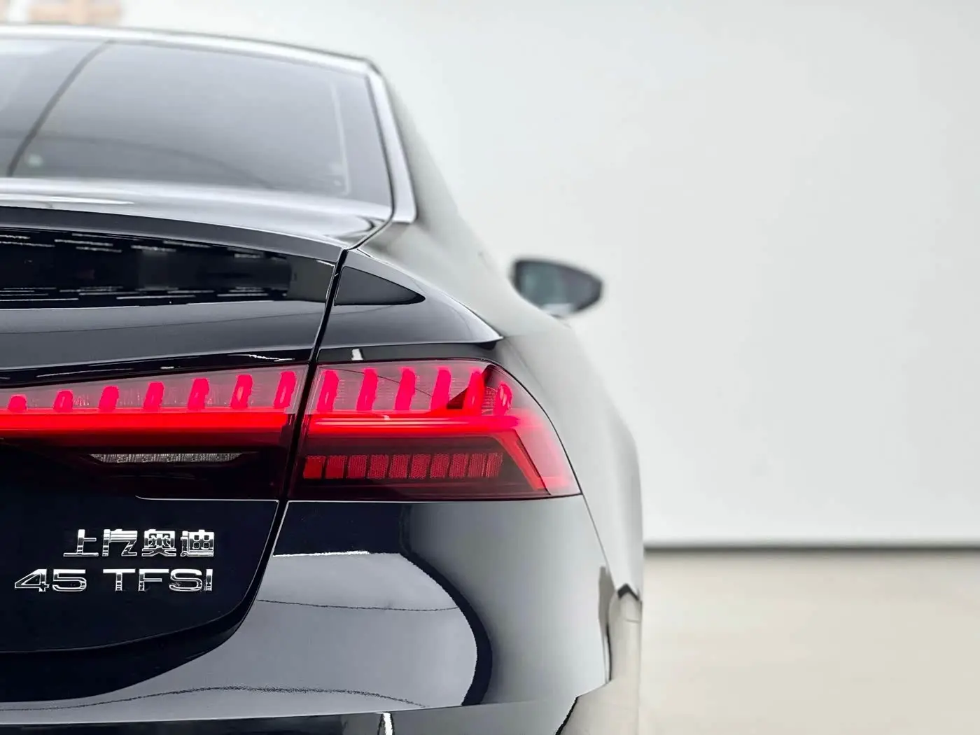 Audi A7L 2024 — Şəkil 13/14