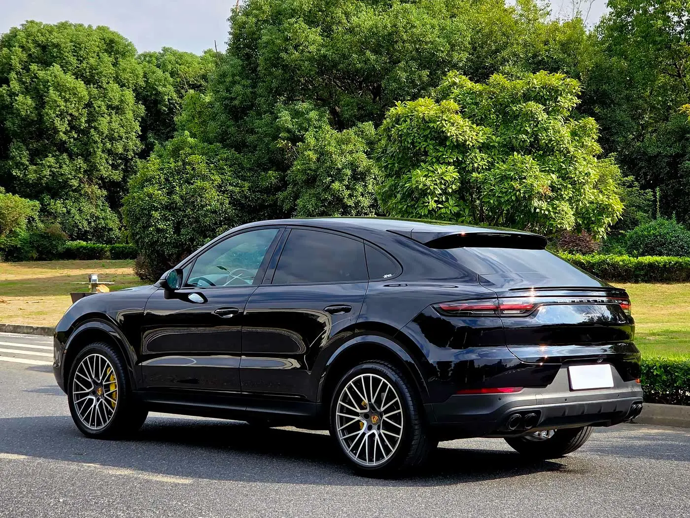 Porsche Cayenne 2022 — Şəkil 15/20