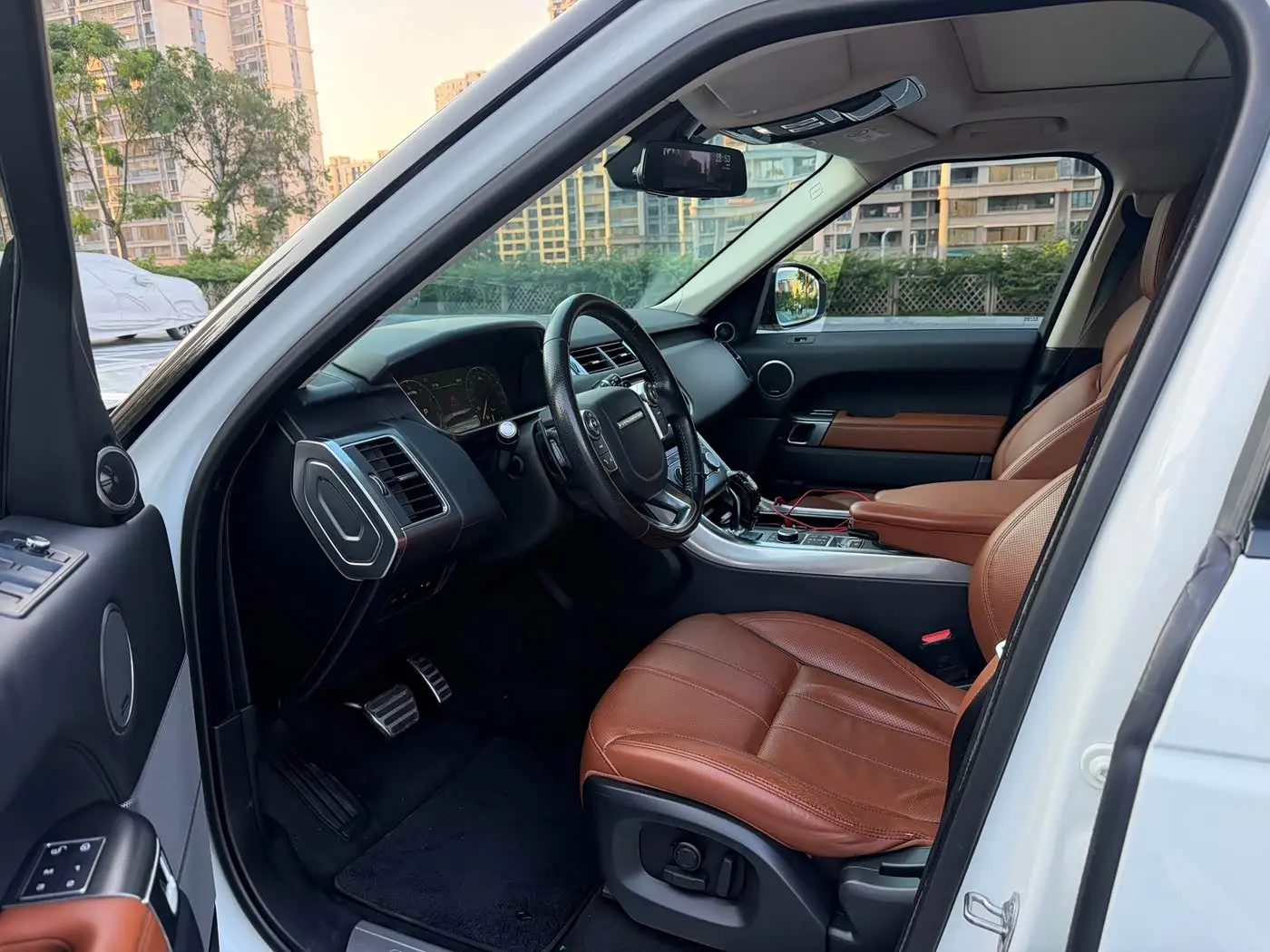 Land Rover Range Rover Sport 2016 — Şəkil 4/10