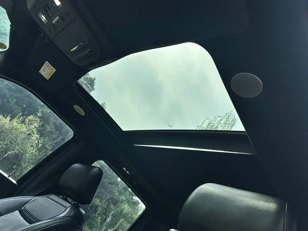 Ford F-150 Raptor 2023 — Photo 13/19