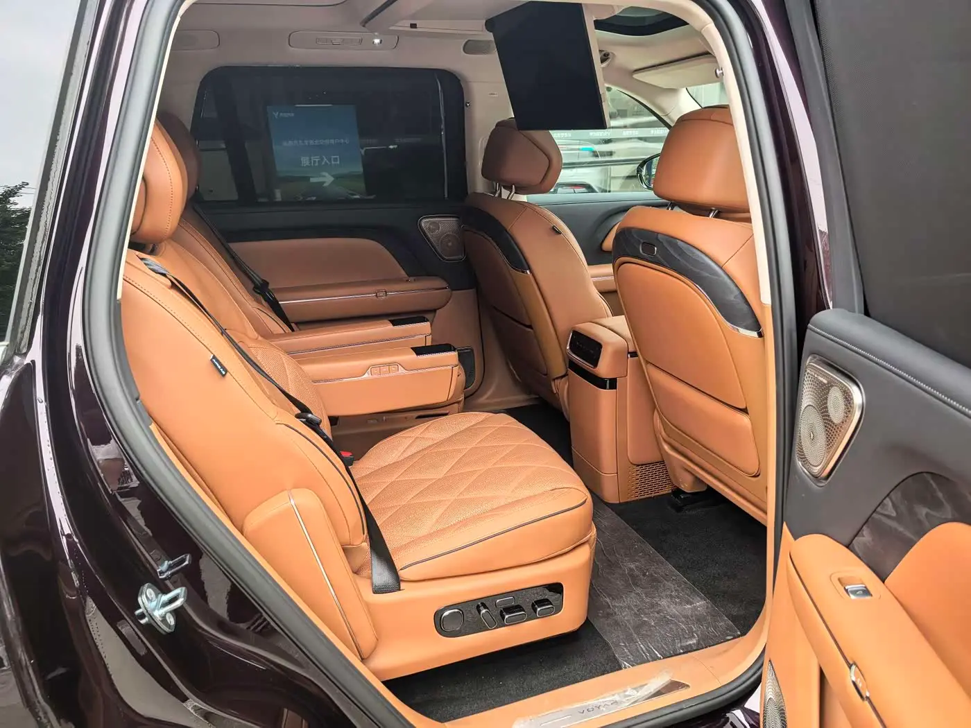 Voyah Auto VOYAH Taisan 2025 — Photo 17/20