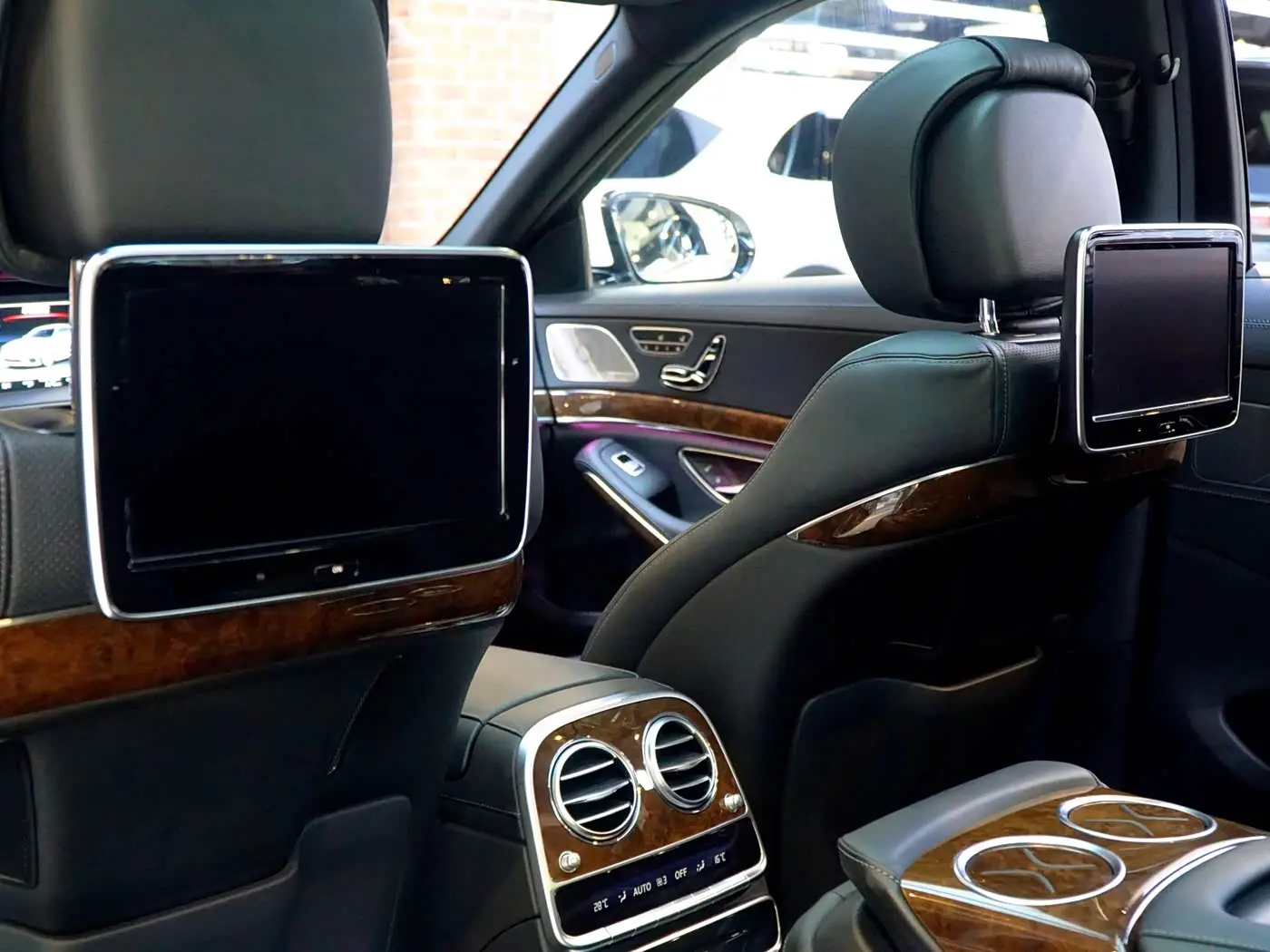 Mercedes-Benz S-Class AMG 2018 — Фото 19/20