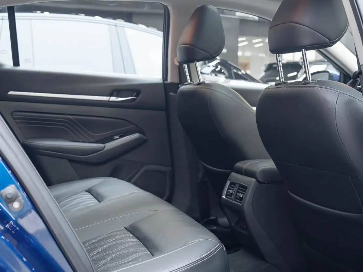 Nissan Teana 2023 — Photo 16/20