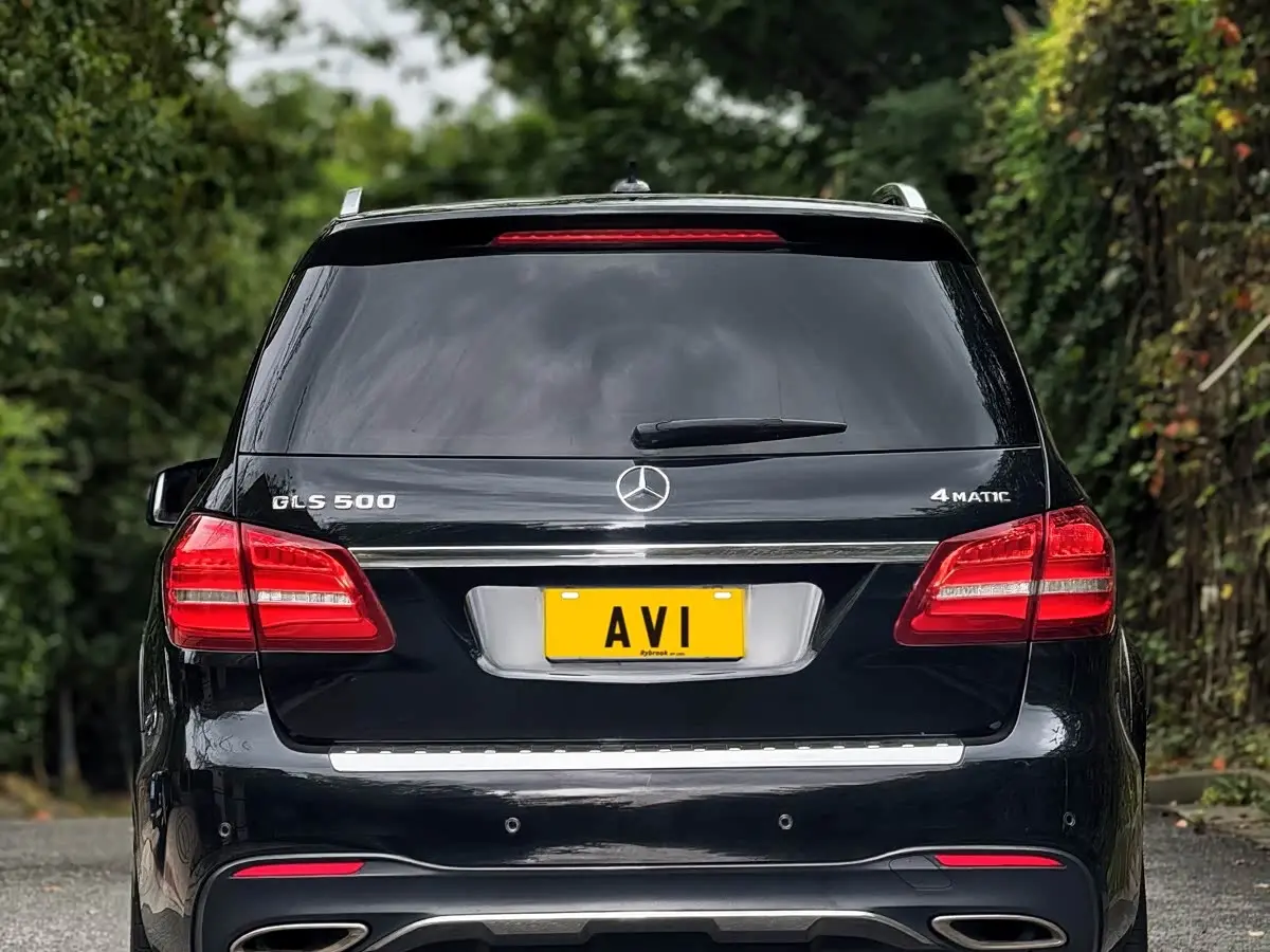 Mercedes-Benz GLS 2016 — Photo 6/16
