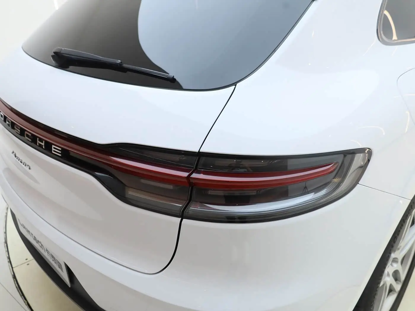 Porsche Macan 2020 — Фото 13/20