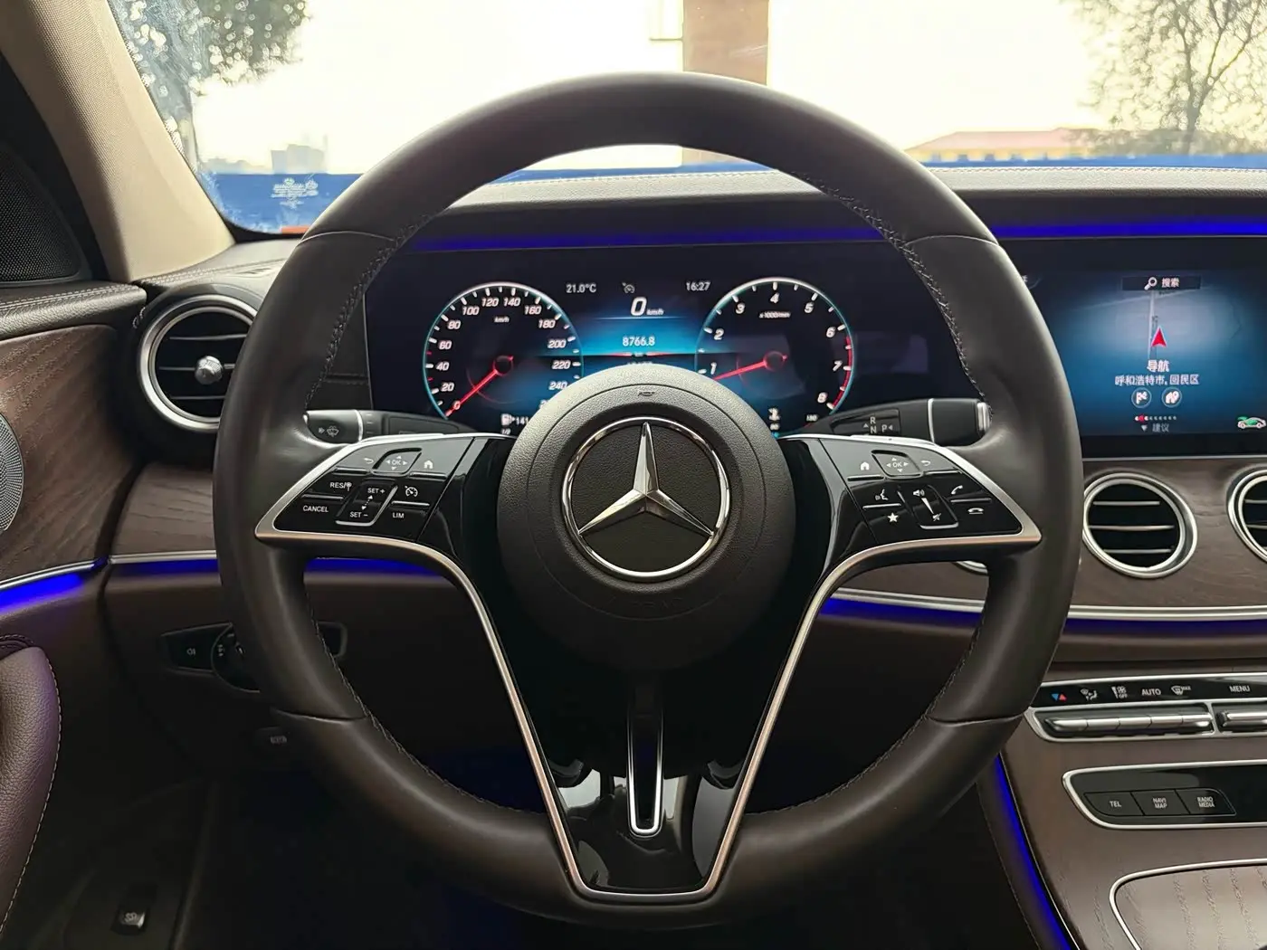 Mercedes-Benz E-Class 2021 — Фото 19/20