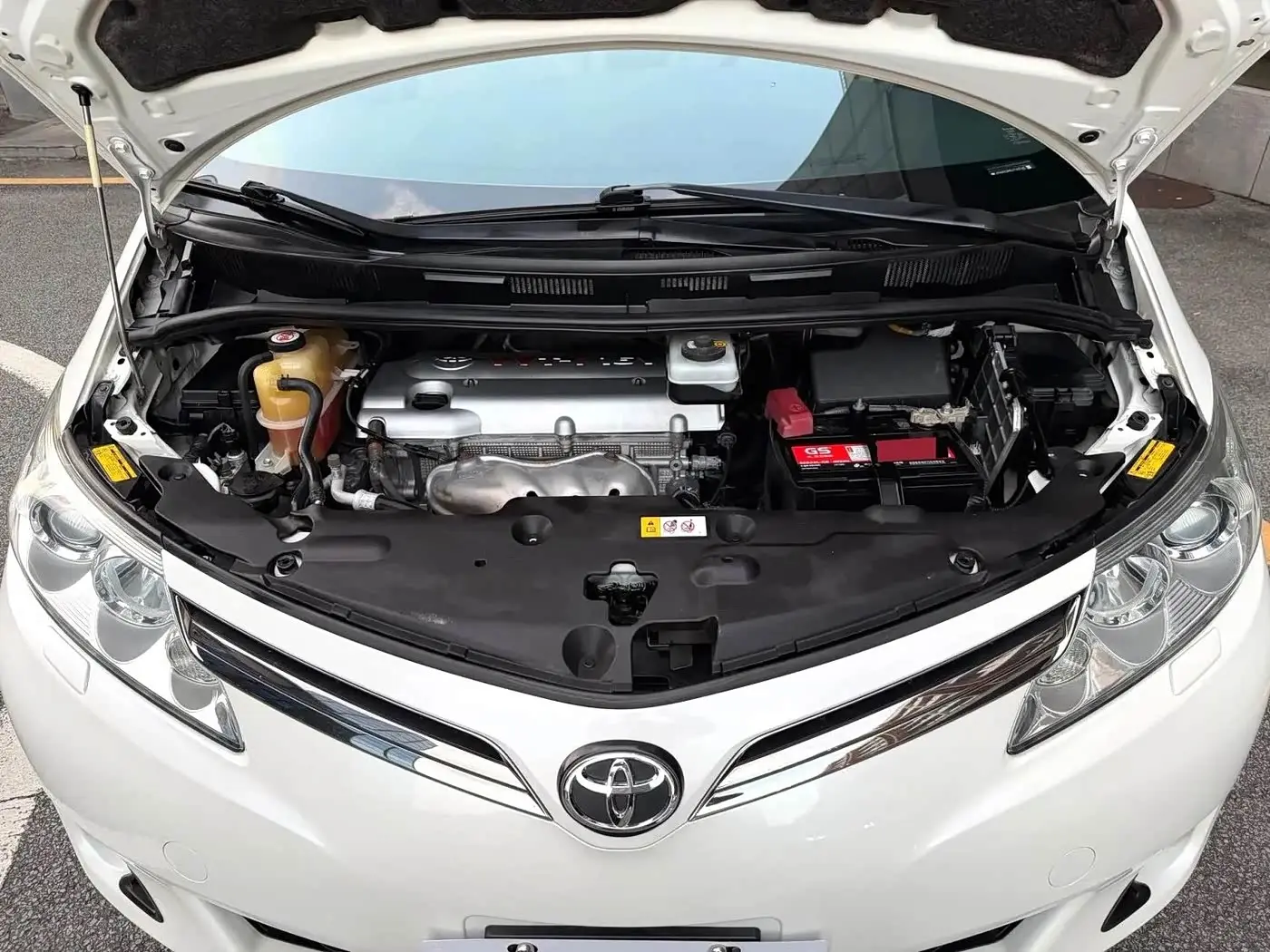 Toyota Previa 2018 — Photo 5/20
