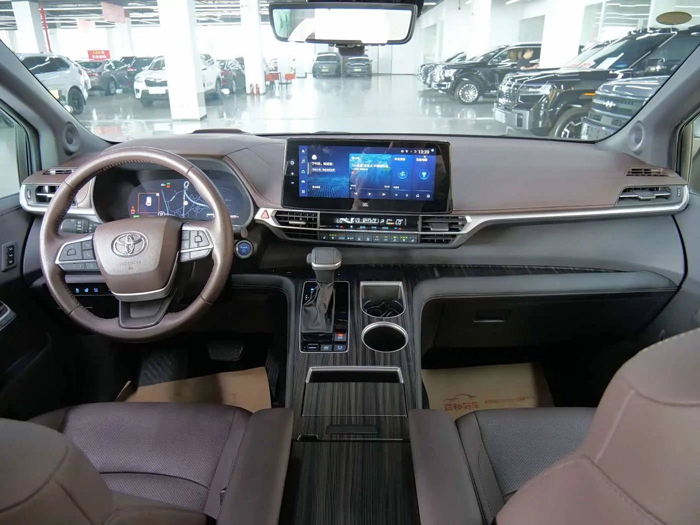 Toyota Sienna 2022 — Photo 20/20