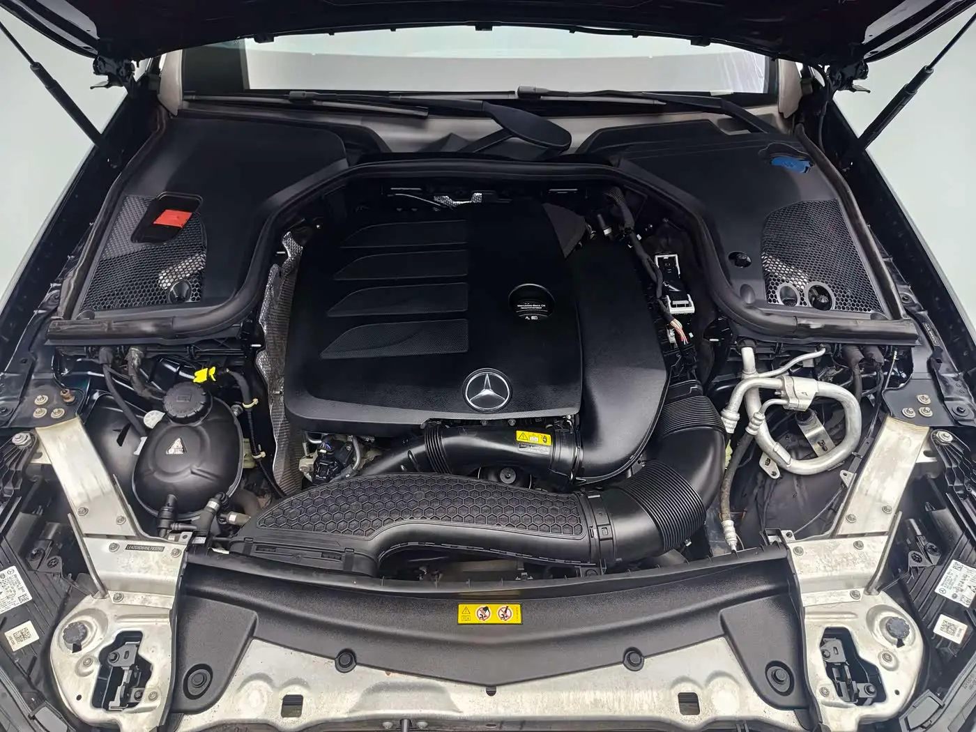 Mercedes-Benz E-Class 2022 — Фото 12/20
