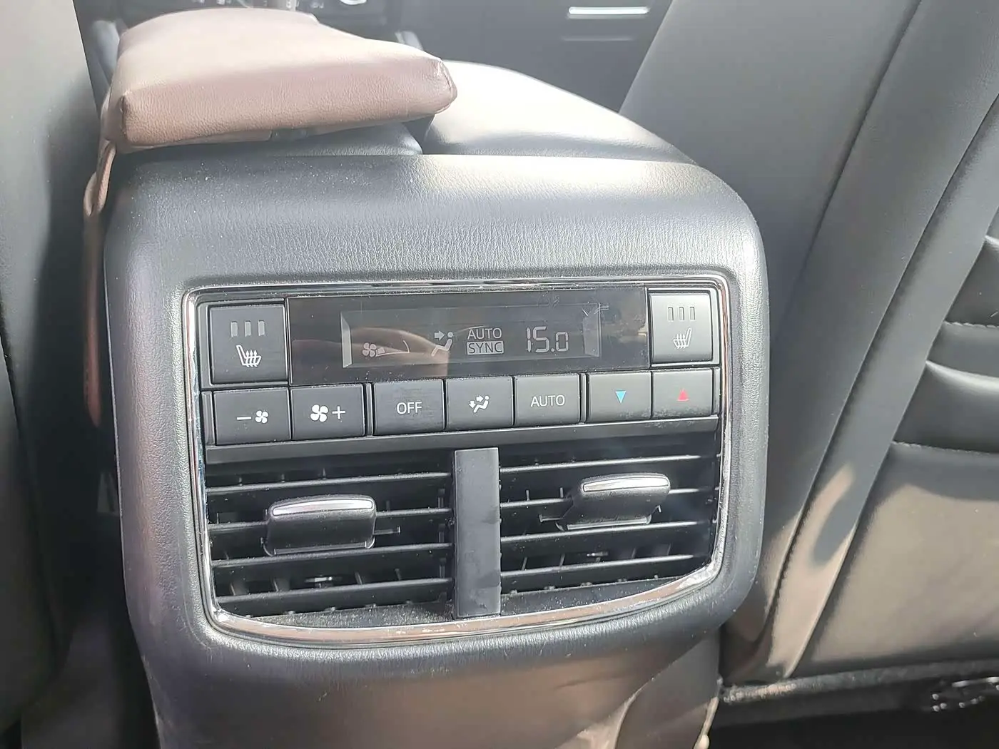 Mazda CX-8 2021 — Photo 10/17