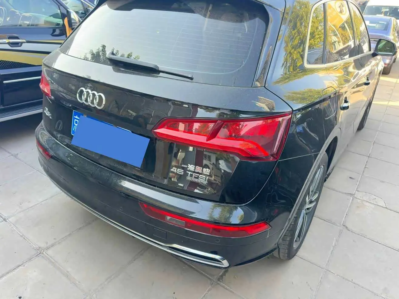 Audi Q5L 2020 — Photo 6/14