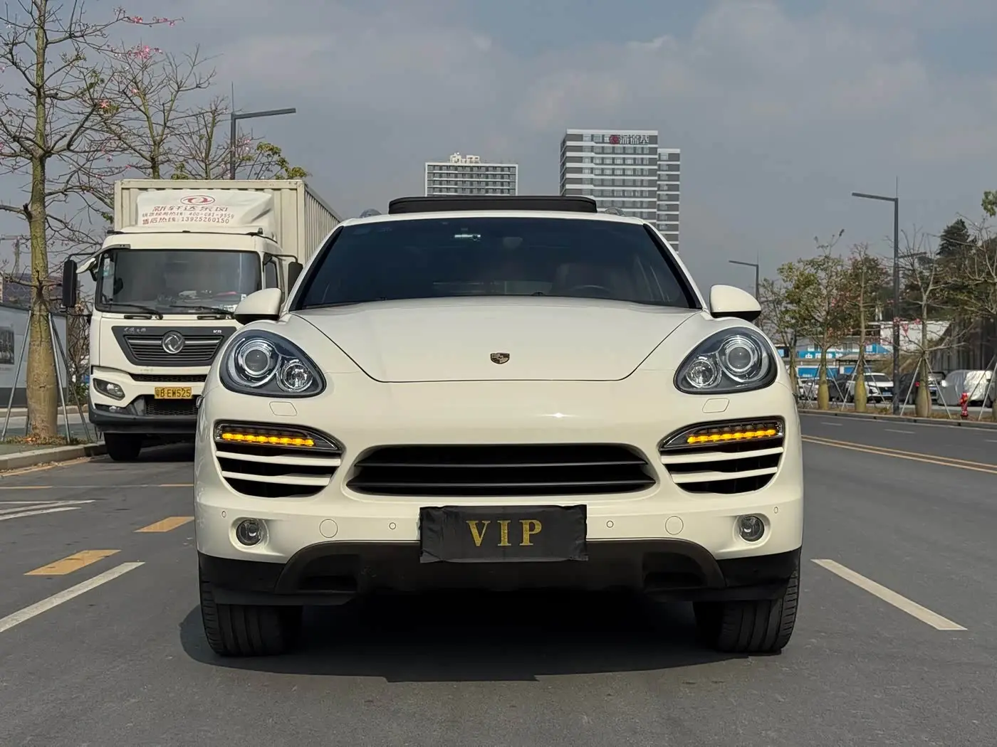 Porsche Cayenne 2012 — Photo 6/20