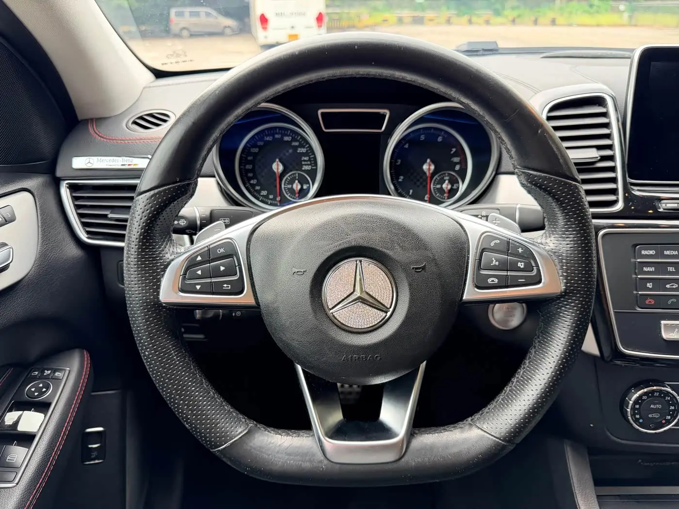 Mercedes-Benz GLE Coupe 2016 — Photo 8/13