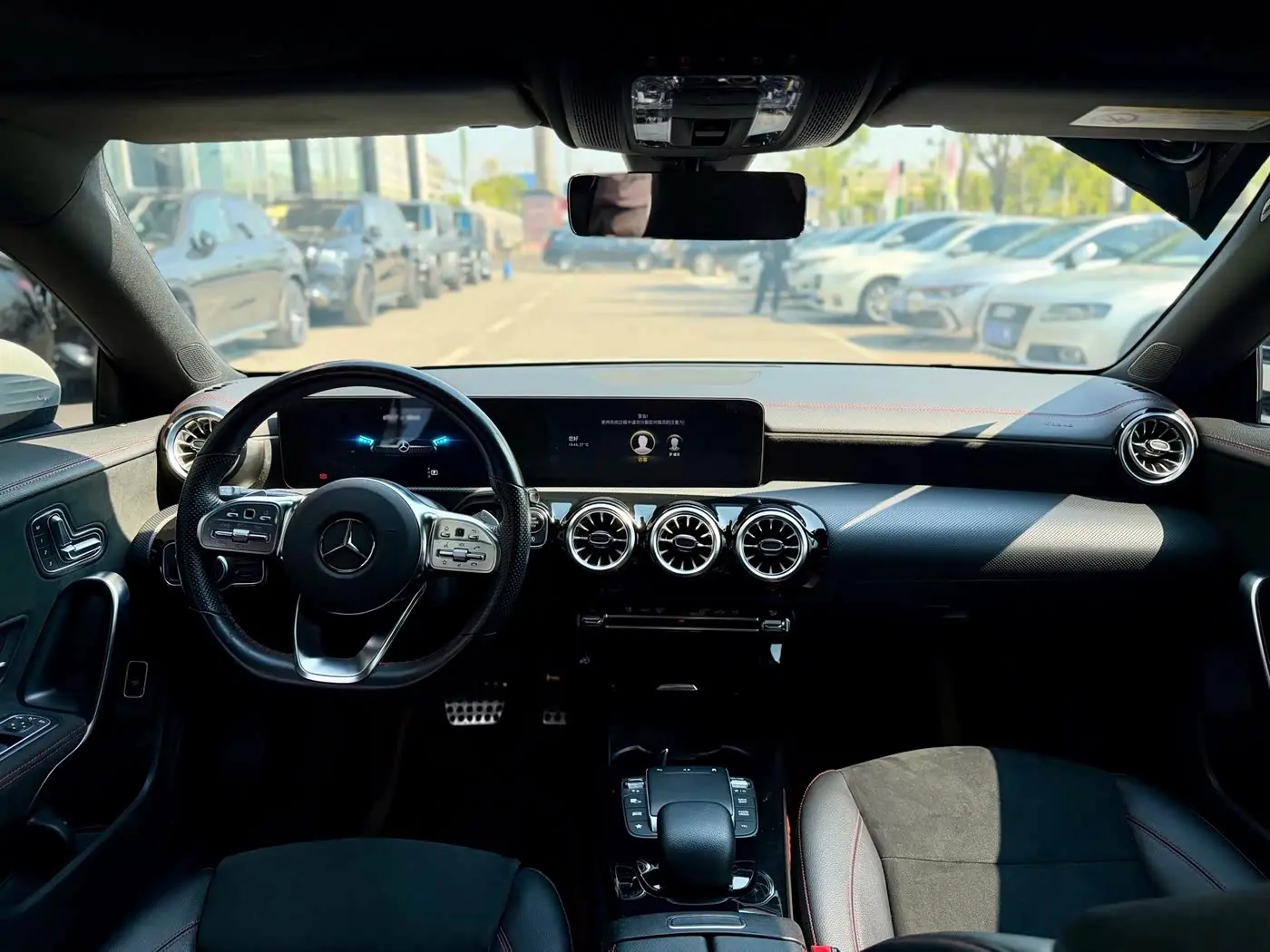Mercedes-Benz CLA 2022 — Фото 19/20
