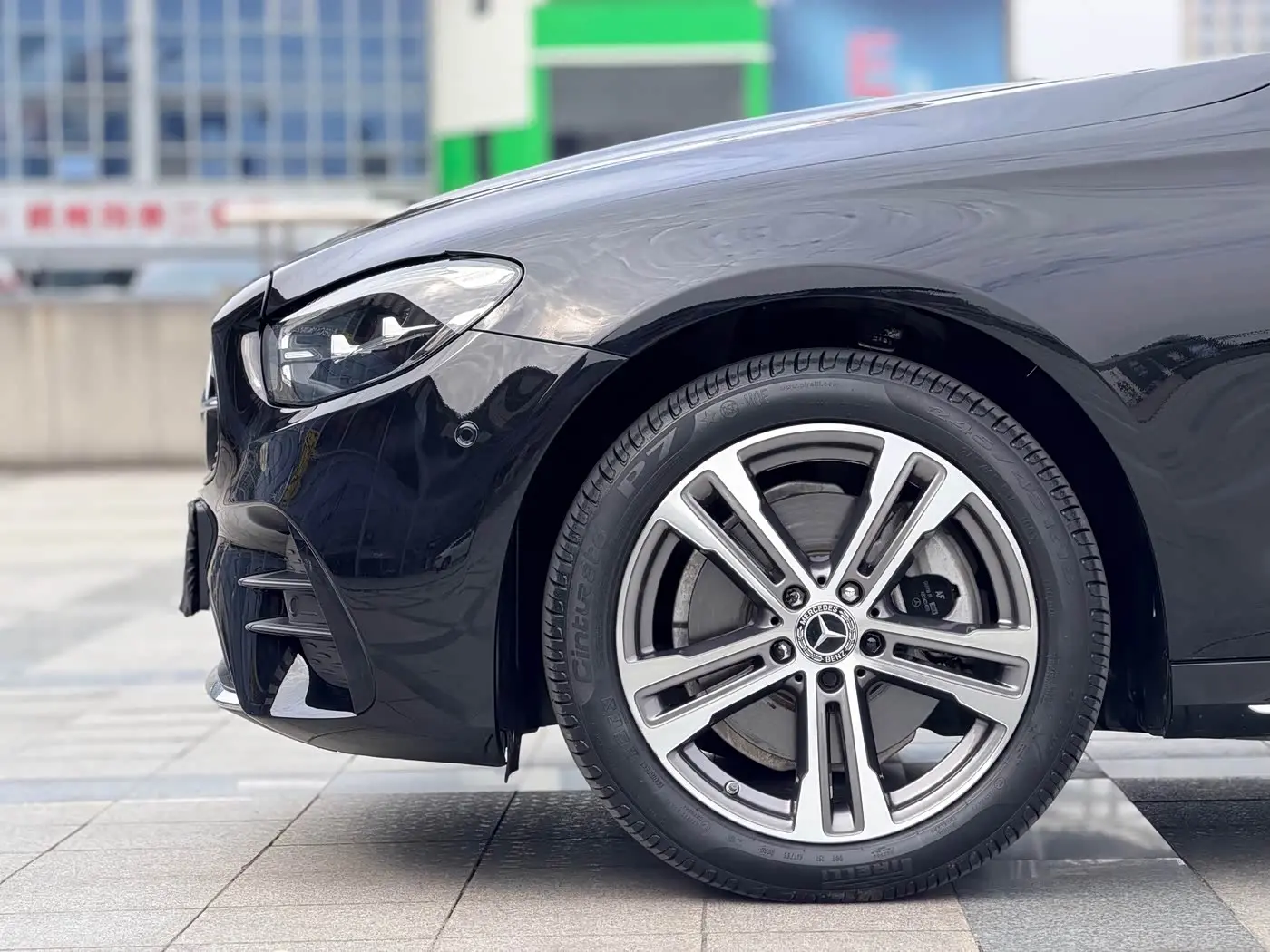 Mercedes-Benz E-Class 2021 — Фото 3/18
