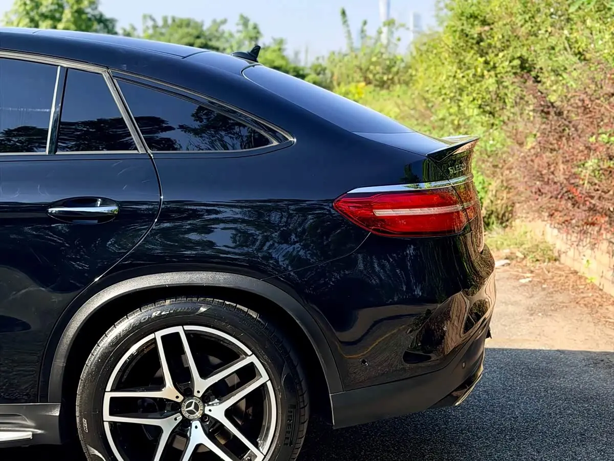 Mercedes-Benz GLE Coupe 2018 — Фото 10/20
