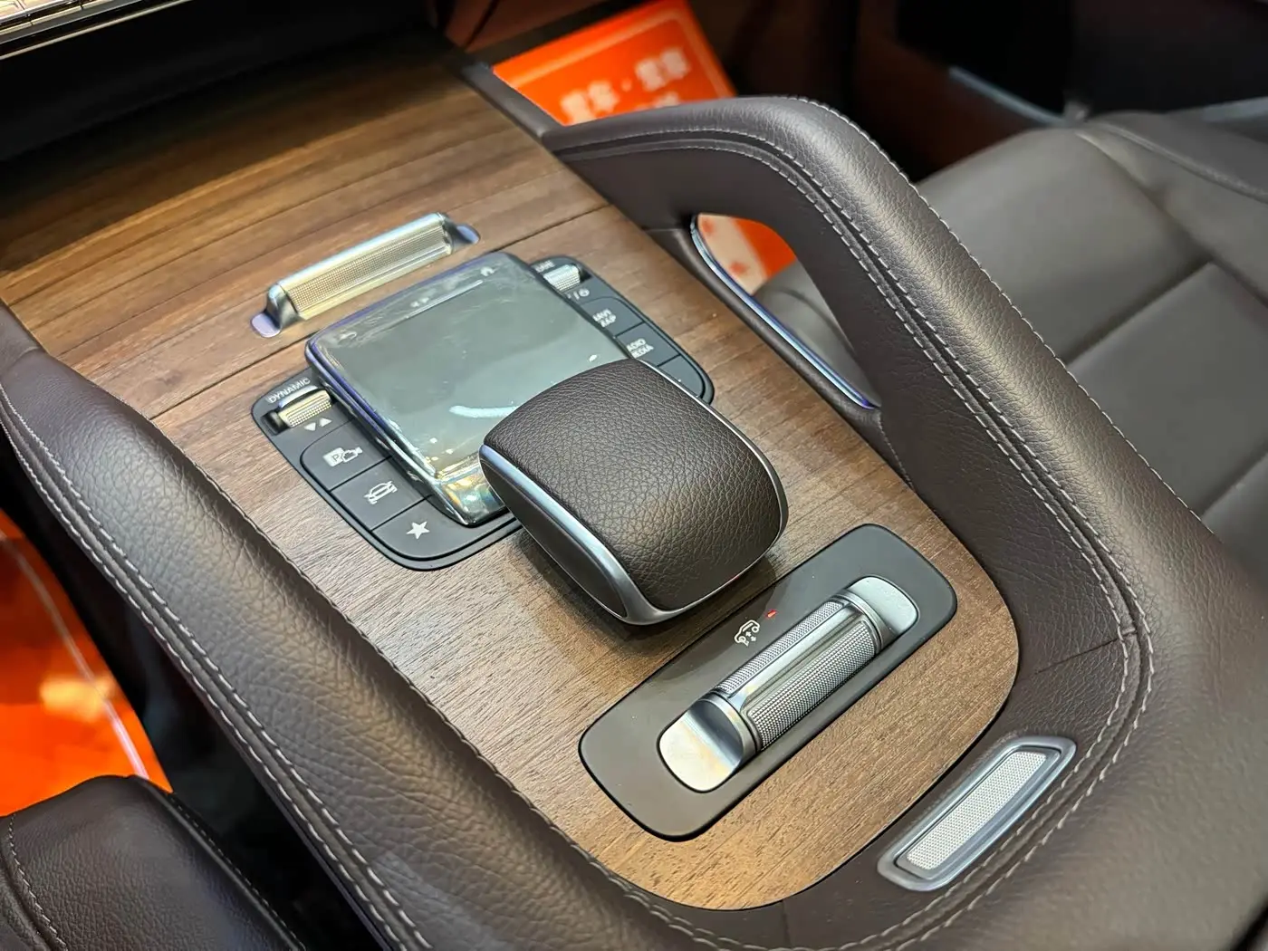 Mercedes-Benz GLS 2023 — Фото 14/15