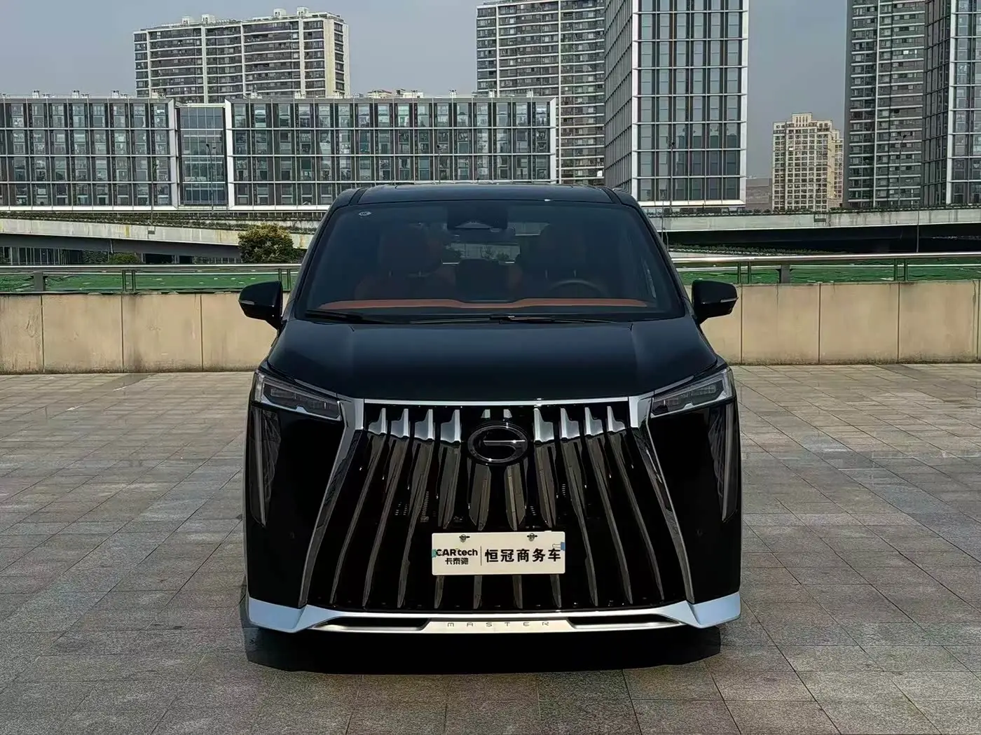 GAC Trumpchi Trumpchi M8 2026 — Şəkil 2/18