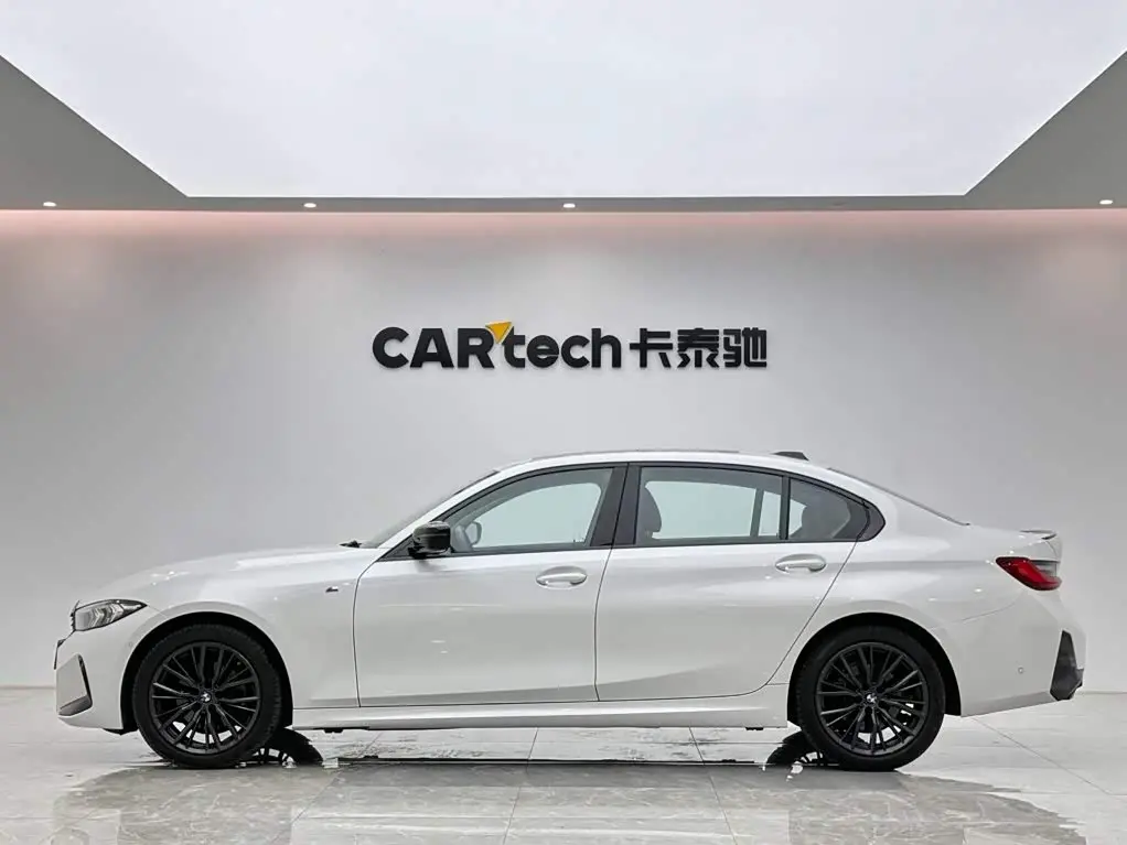 BMW 3 Series 2024 — Photo 2/16