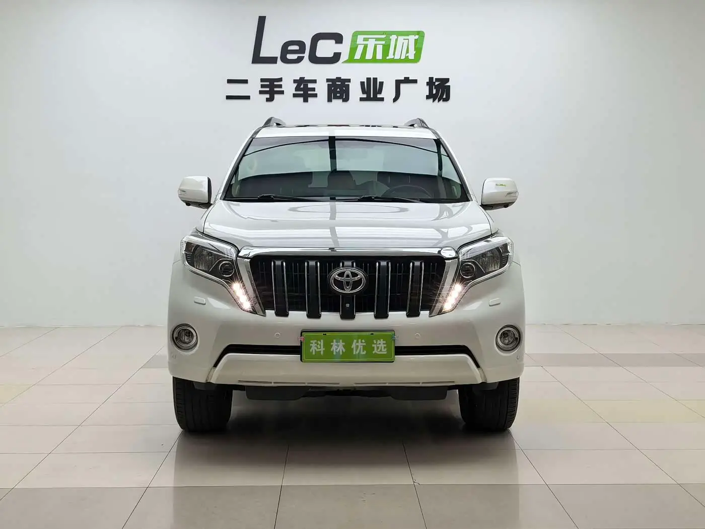 Toyota Prado 2016 — Photo 3/20