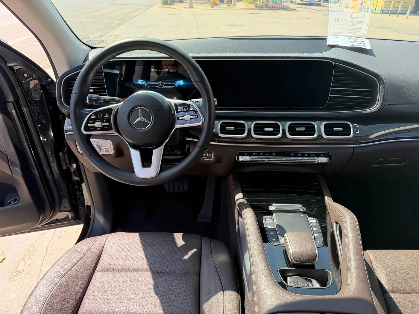 Mercedes-Benz GLE 2022 — Photo 7/12
