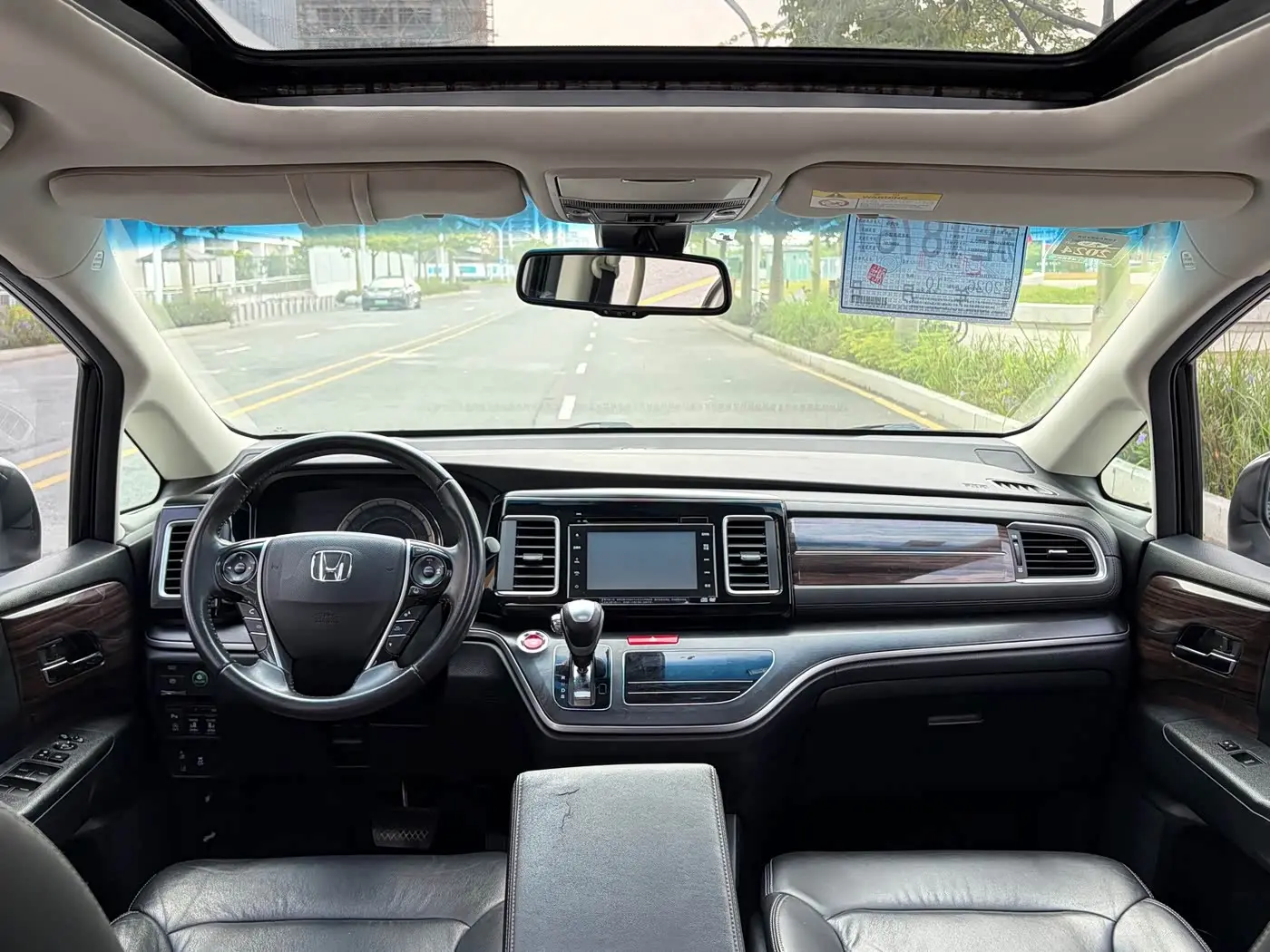 Honda Elysion 2018 — Фото 14/20
