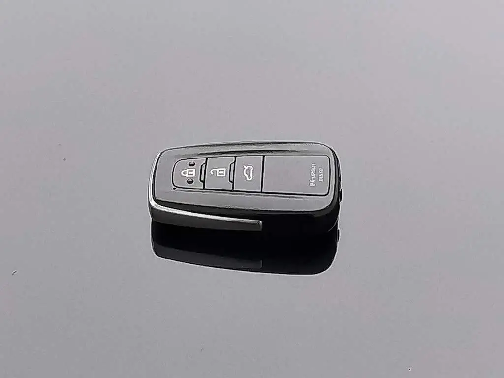 Toyota Avalon 2020 — Photo 19/20