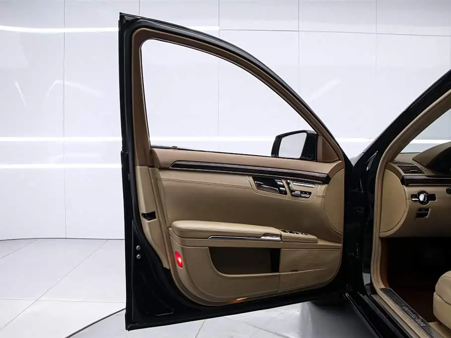 Mercedes-Benz S-Class 2012 — Фото 11/18