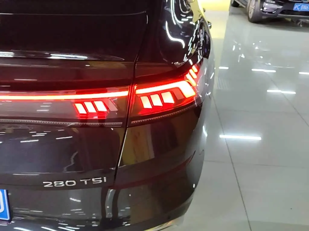 Volkswagen Lamando 2024 — Photo 8/20