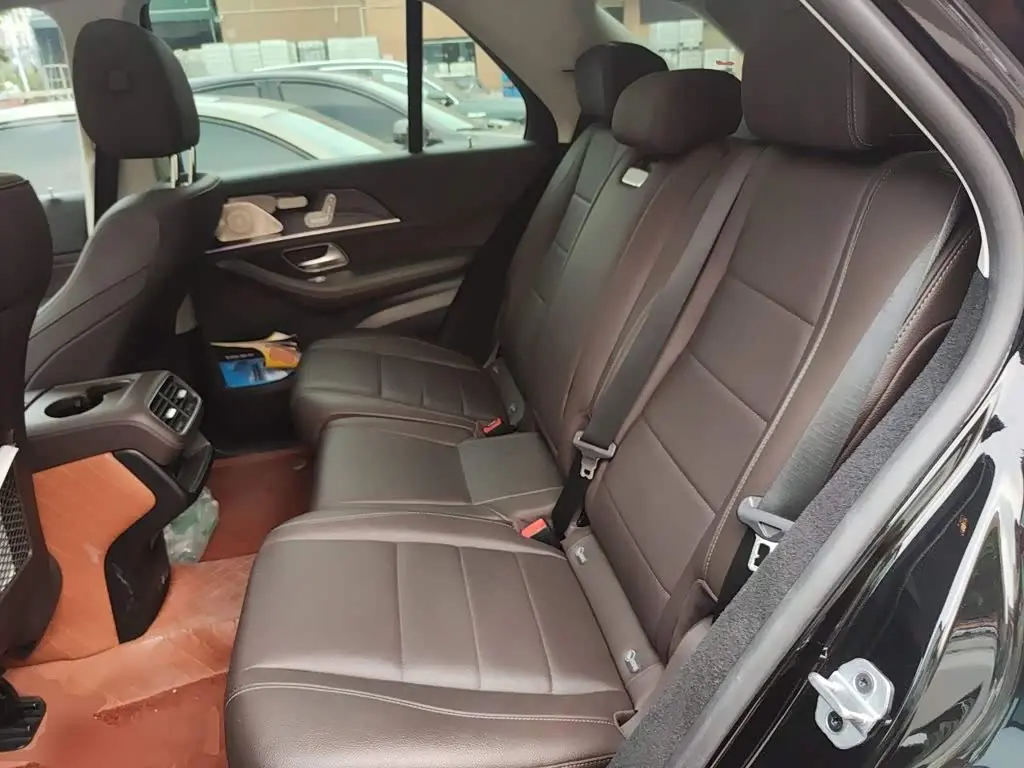 Mercedes-Benz GLE 2022 — Photo 13/20