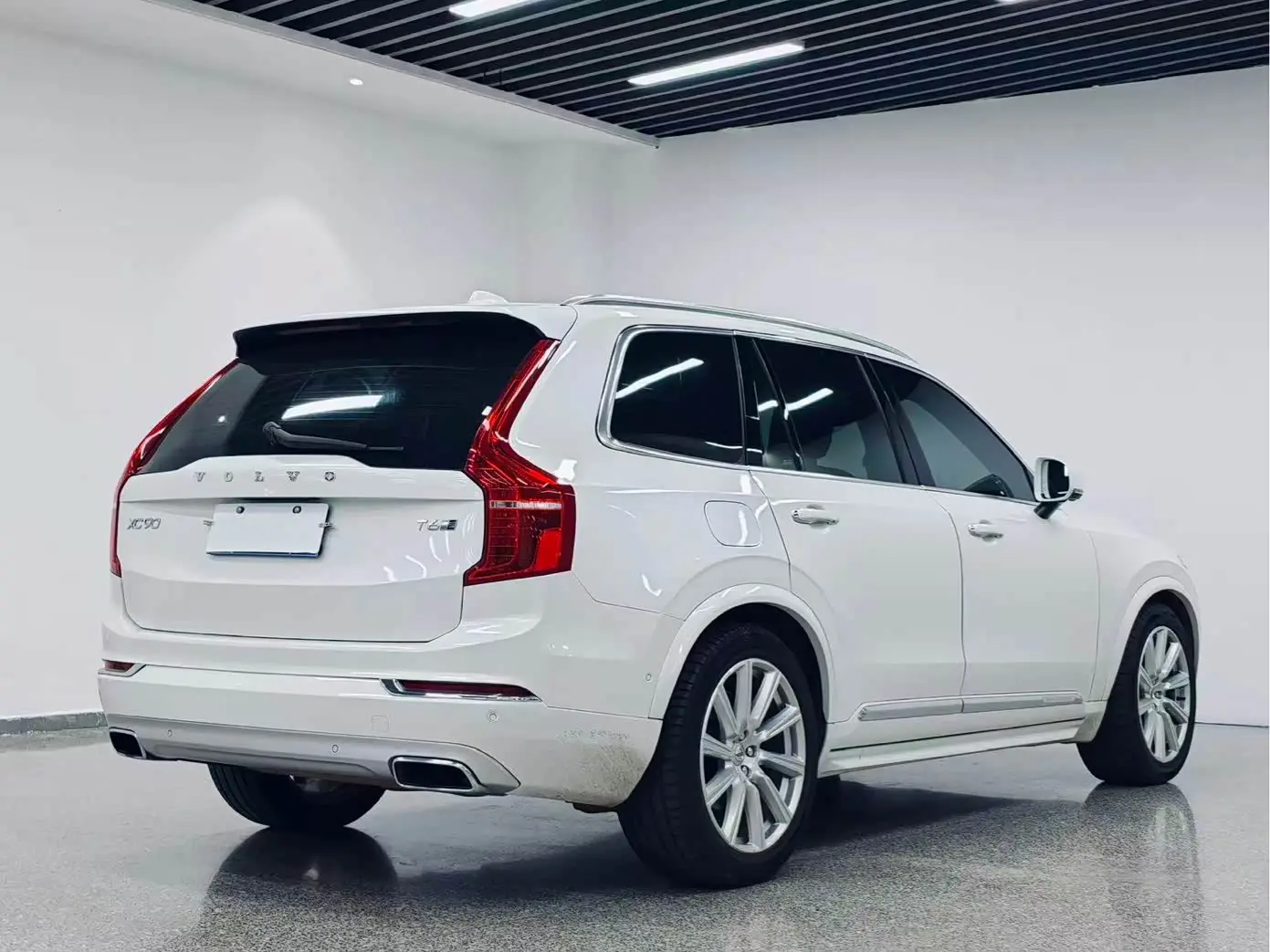 Volvo XC90 2017 — Фото 5/20