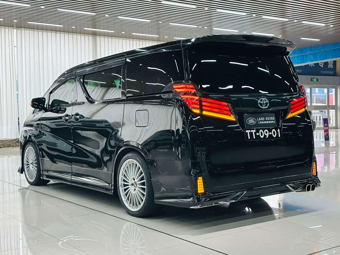 Toyota Vellfire 2022 — Фото 20/20