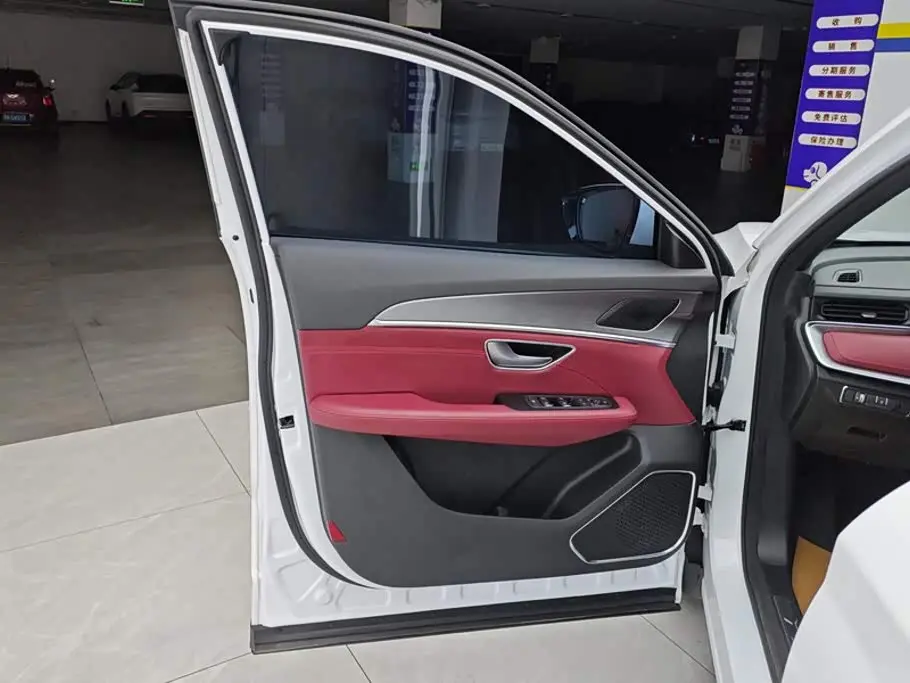Jetour X70 PLUS 2025 — Photo 7/16