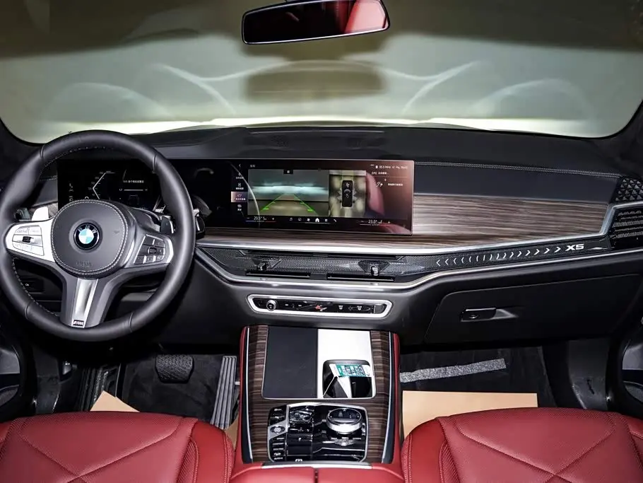 BMW X5 2024 — Фото 13/20
