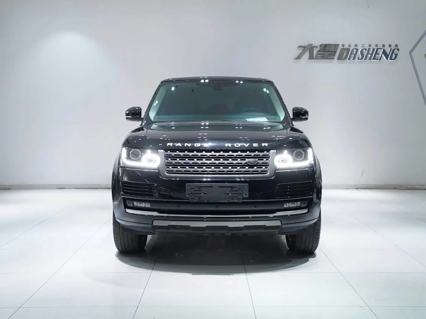 Land Rover Range Rover 2017 — Photo 7/11