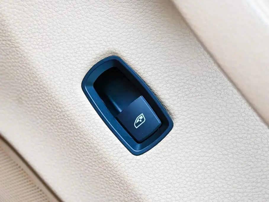 Porsche Panamera 2014 — Photo 18/20