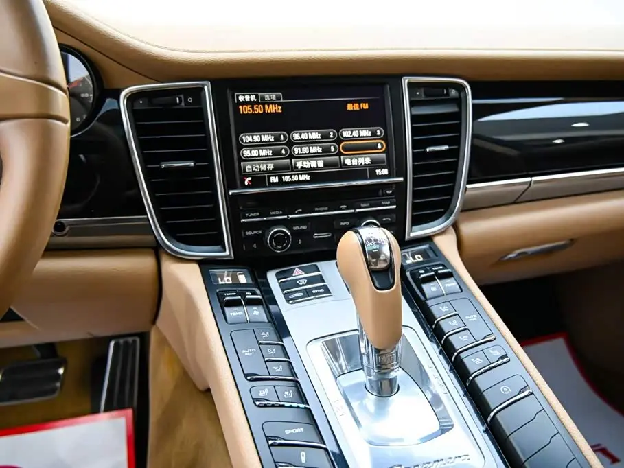 Porsche Panamera 2014 — Photo 12/20